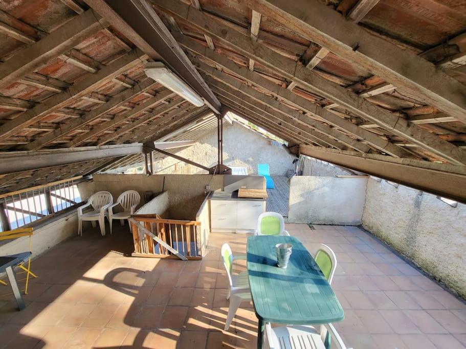 Lespignan Maison 3 Chambres Avec Piscine Couverte מראה חיצוני תמונה