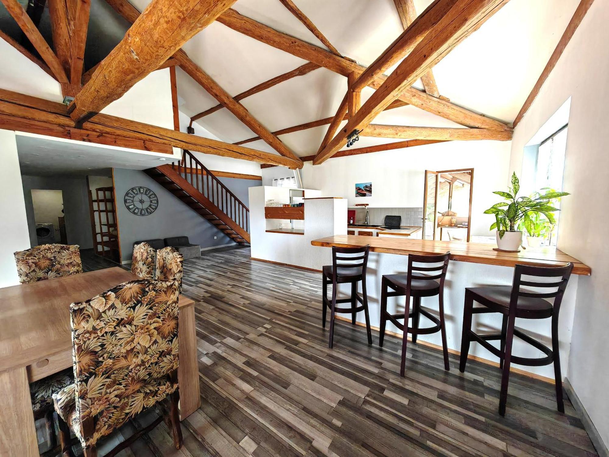 Lespignan Maison 3 Chambres Avec Piscine Couverte מראה חיצוני תמונה